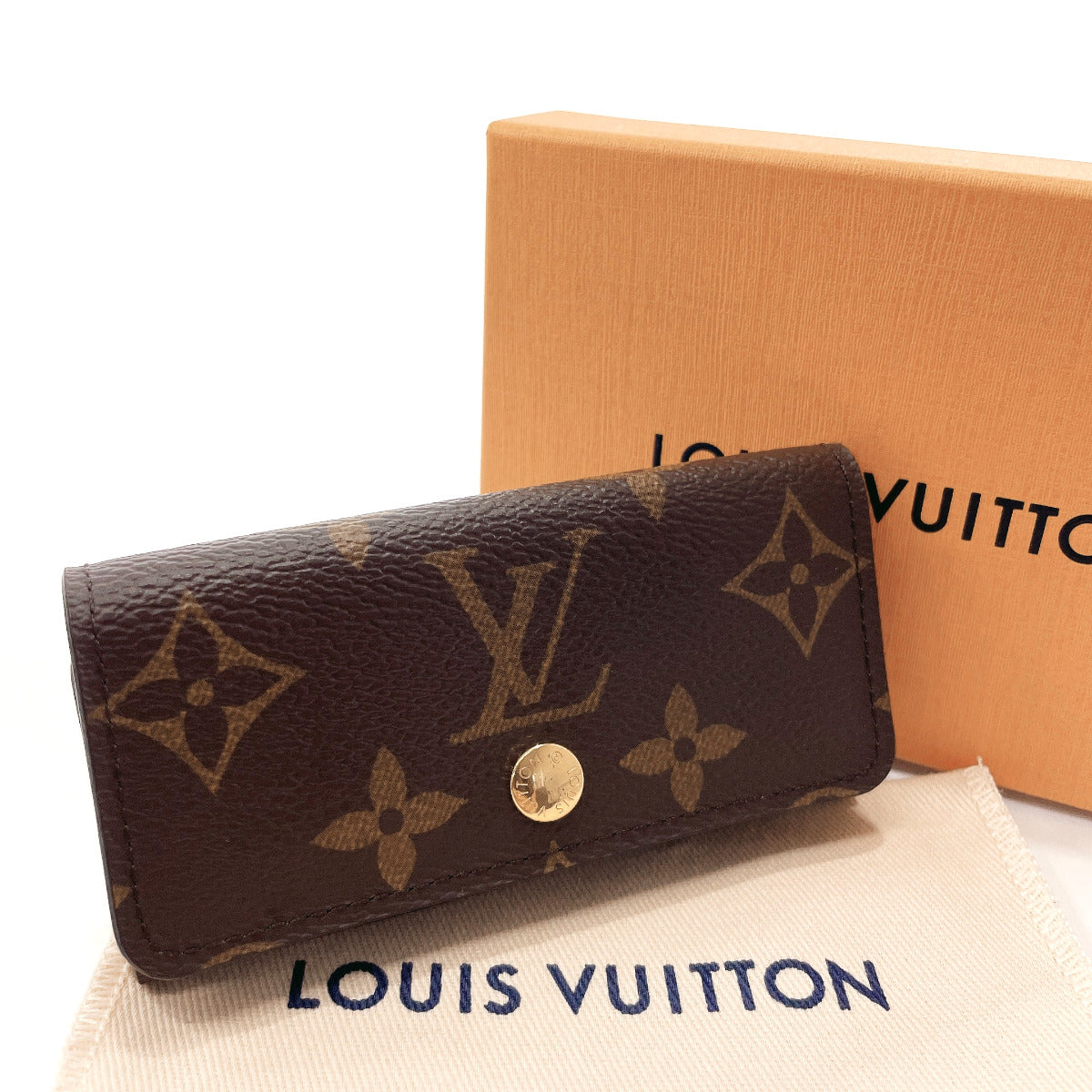Louis Vuitton Multicles 4 Key Case Canvas Key Holder M69517 in Excellent condition