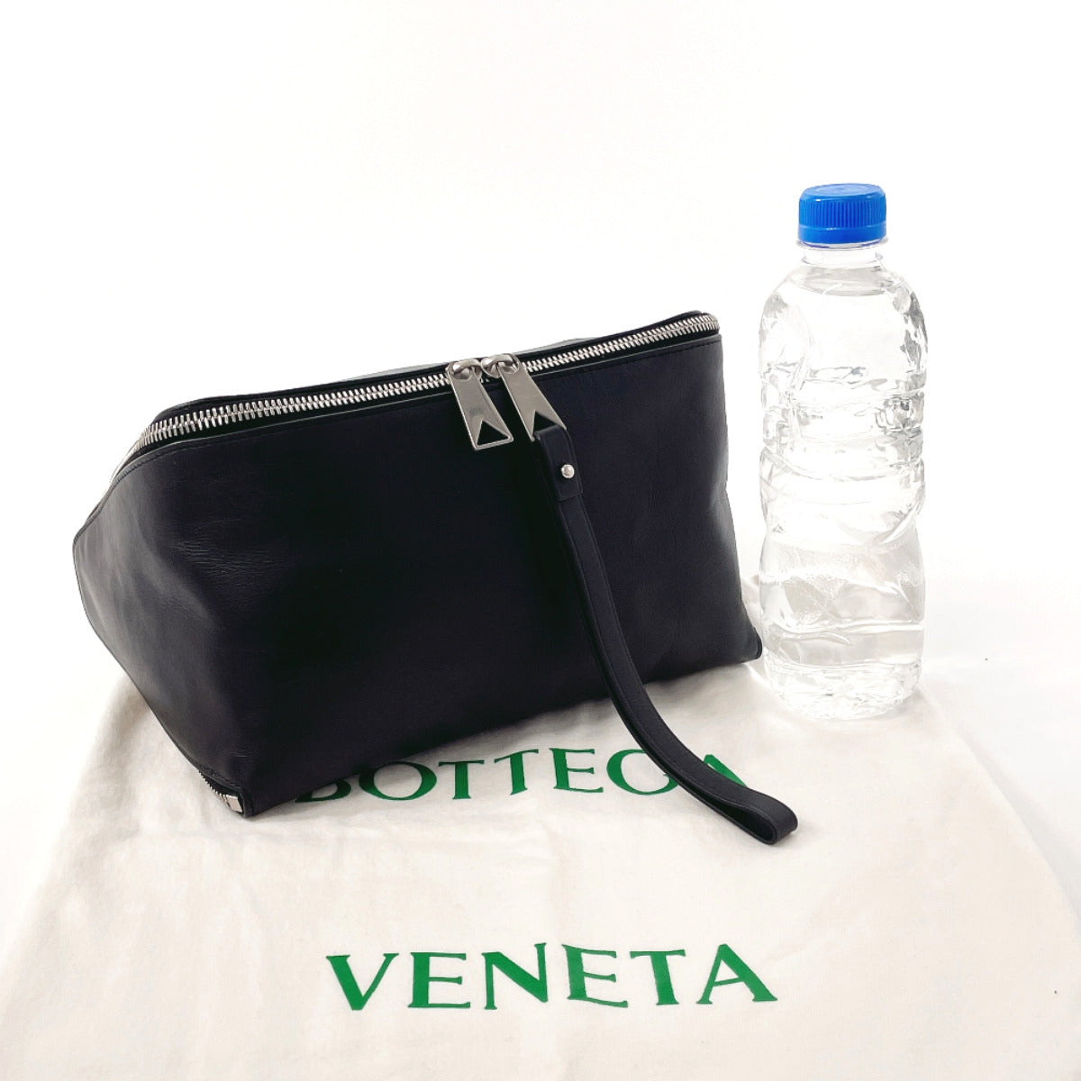 Bottega Veneta Leather Organizer Leather 666771 in