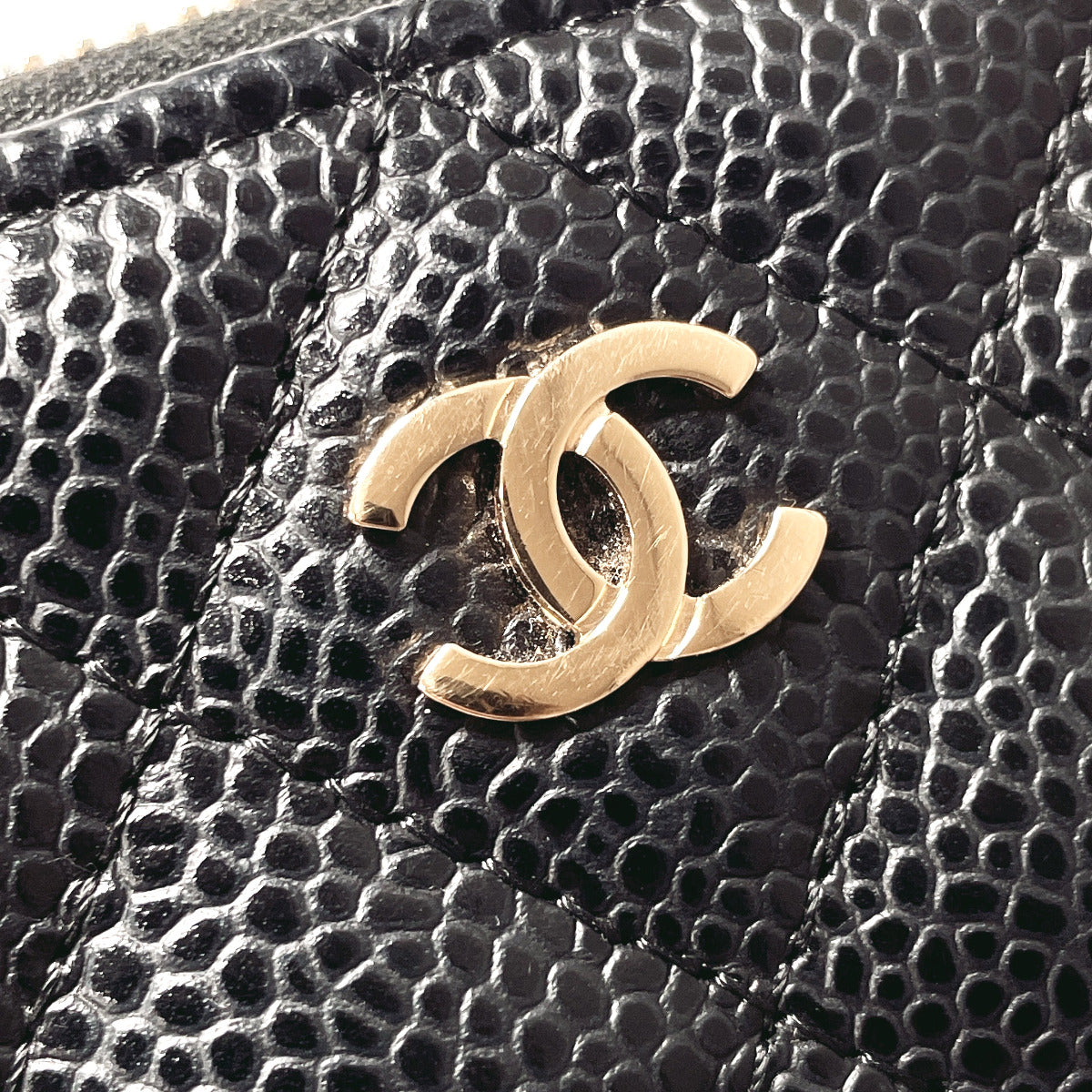 Chanel Caviar Skin Zip Wallet Black