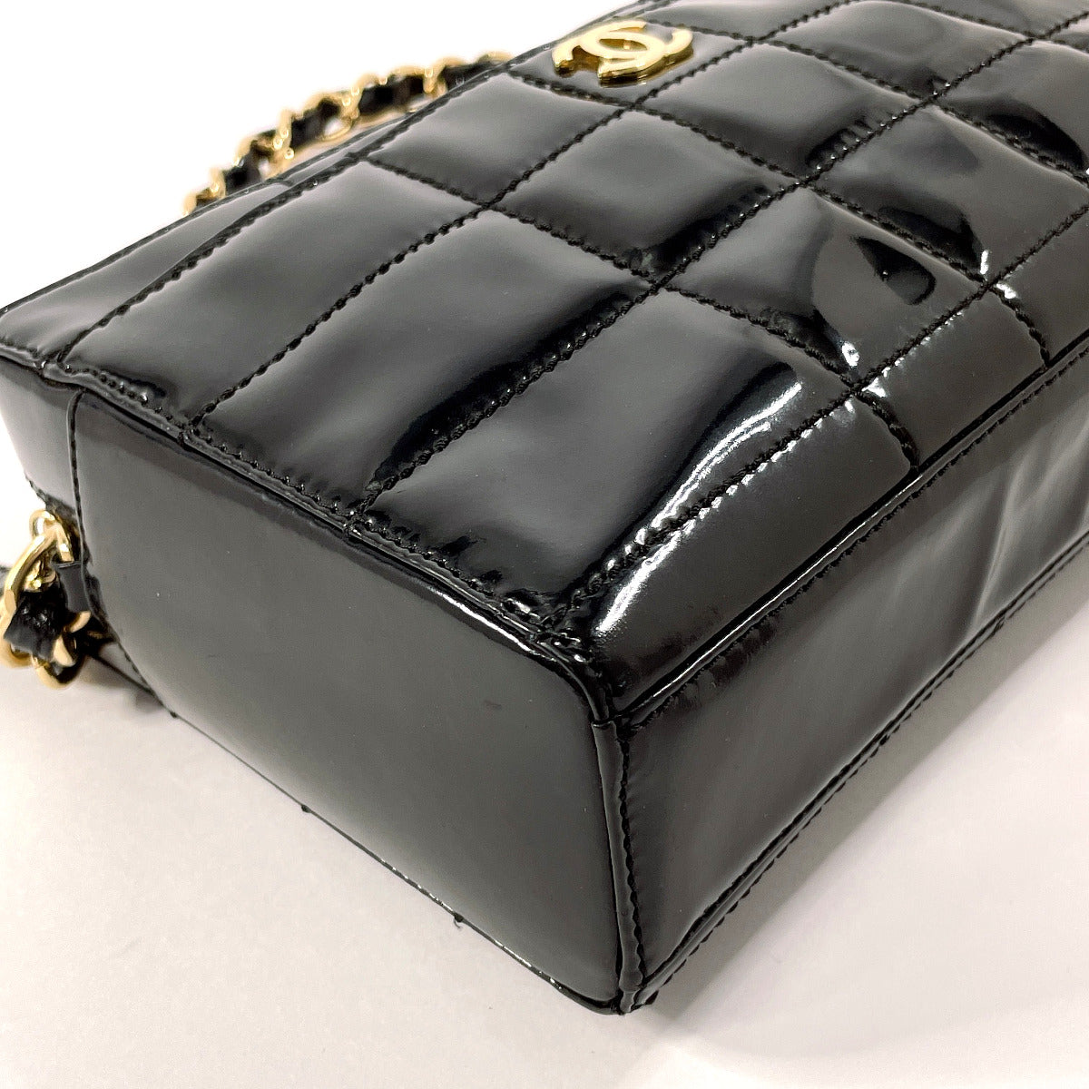 Chanel Patent Leather Chain Shoulder Bag