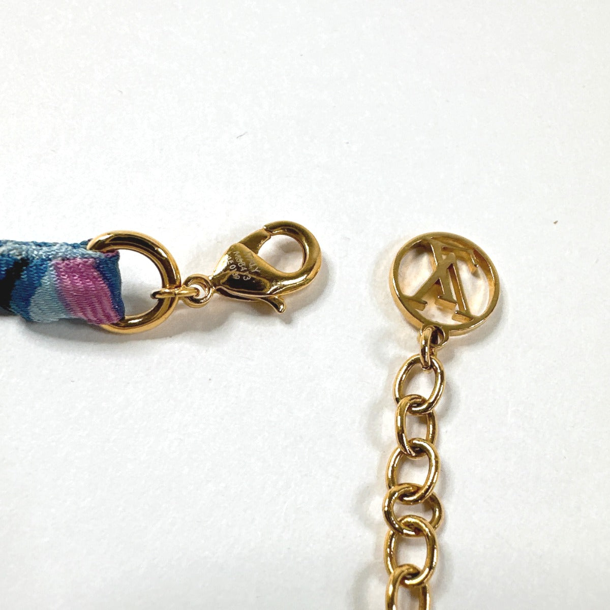 Louis Vuitton Essential V Bracelet M68413