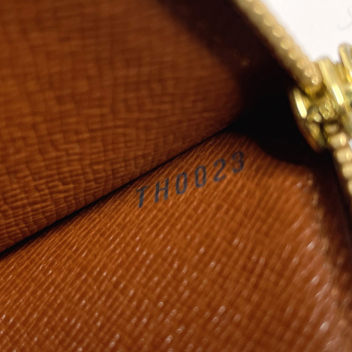 Louis Vuitton Monogram Canvas Long Wallet M61725