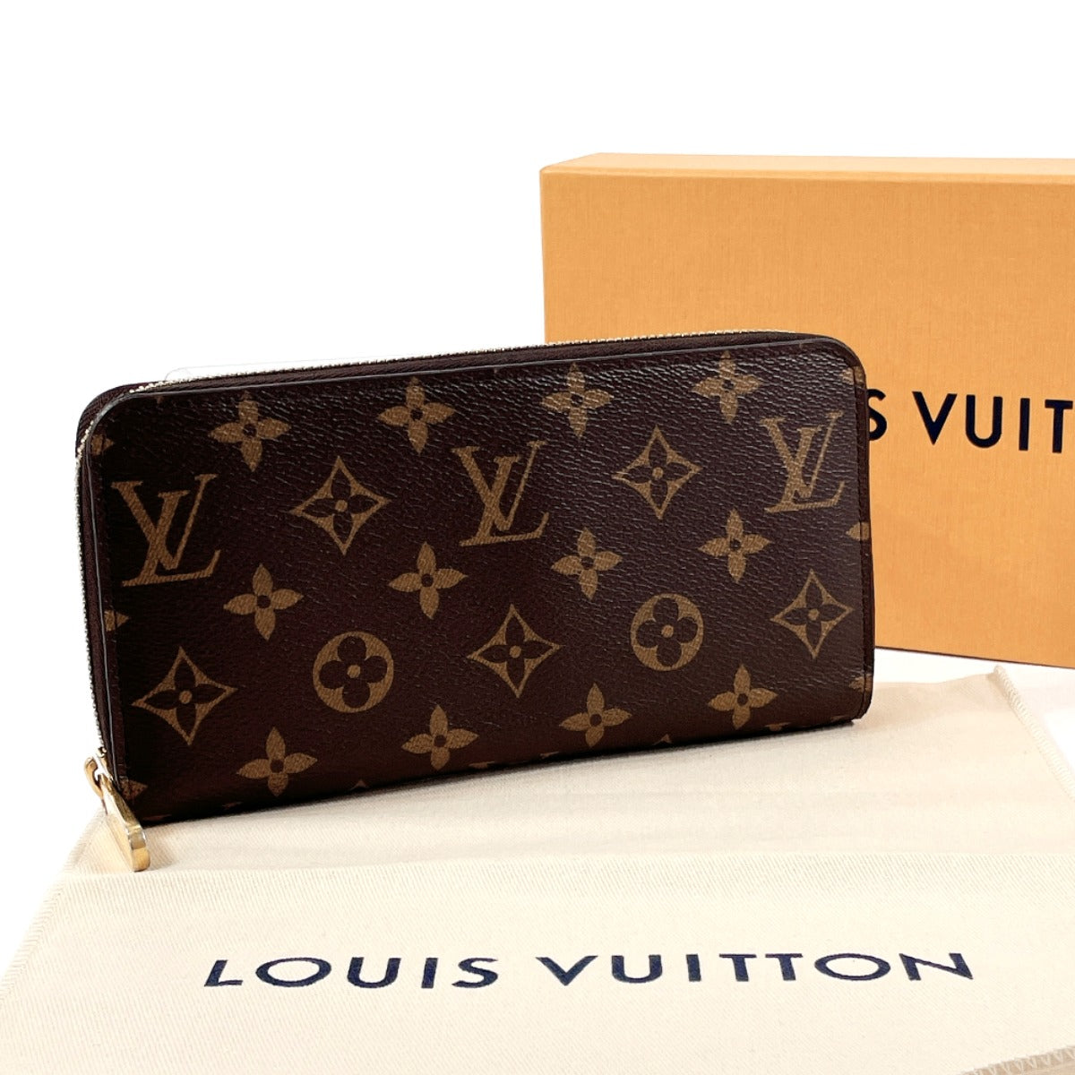 Louis Vuitton Monogram Canvas Zippy Wallet M41896