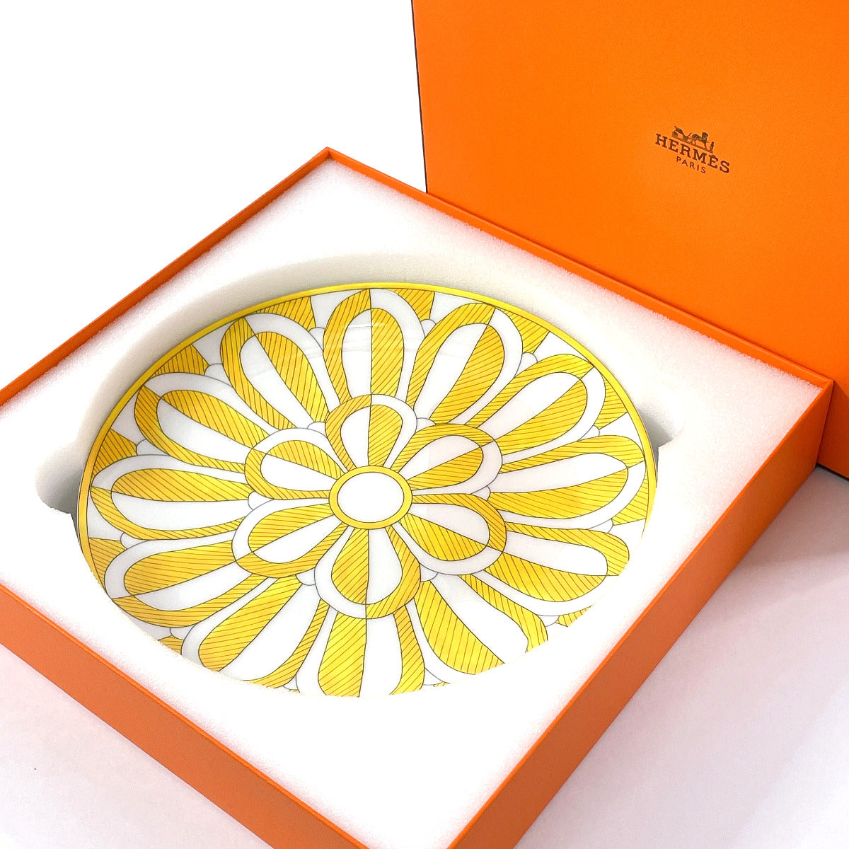 Hermes Soleil Dessert Plate Porcelain