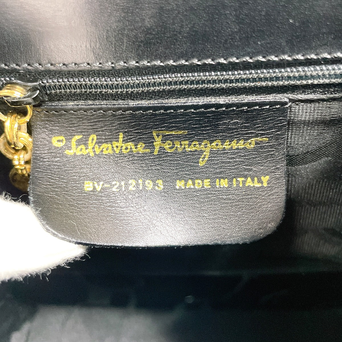 Salvatore Ferragamo Leather Gancini 2WAY Handbag