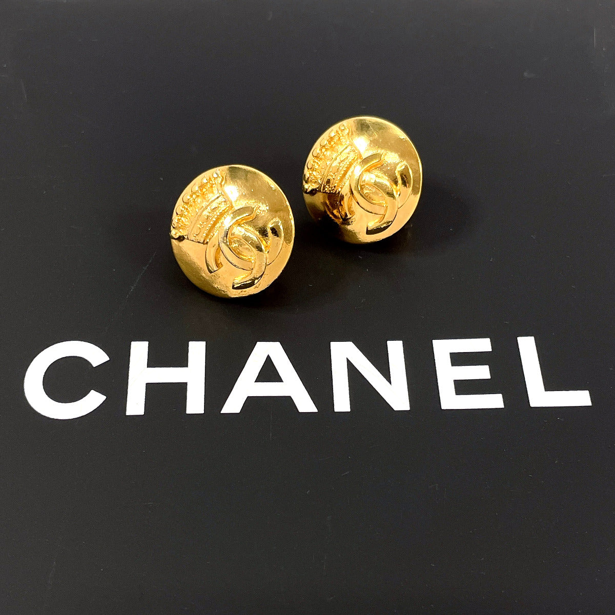 Chanel Vintage Crown Motif Earrings Gold