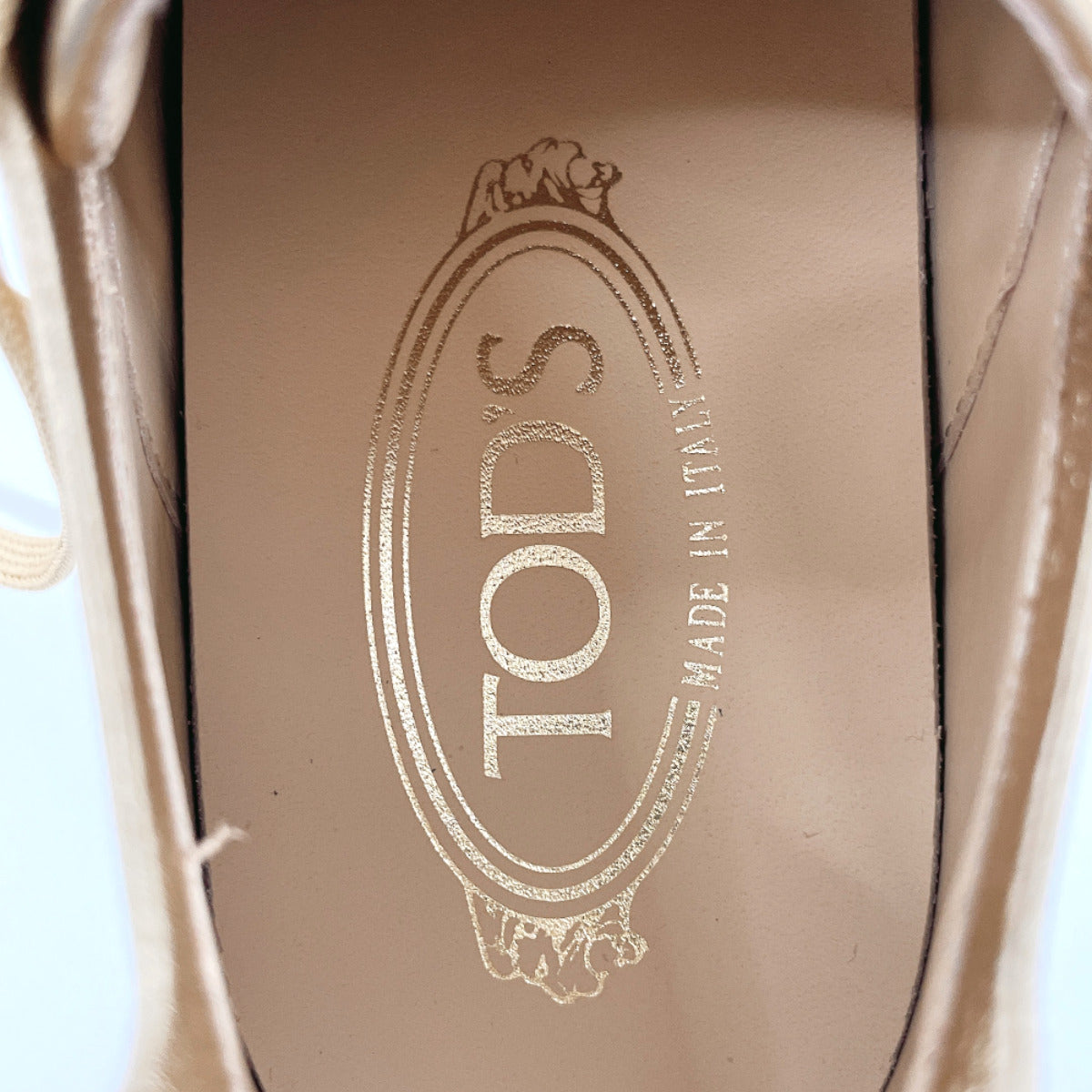 Tod's Leather Sneakers Gold Women