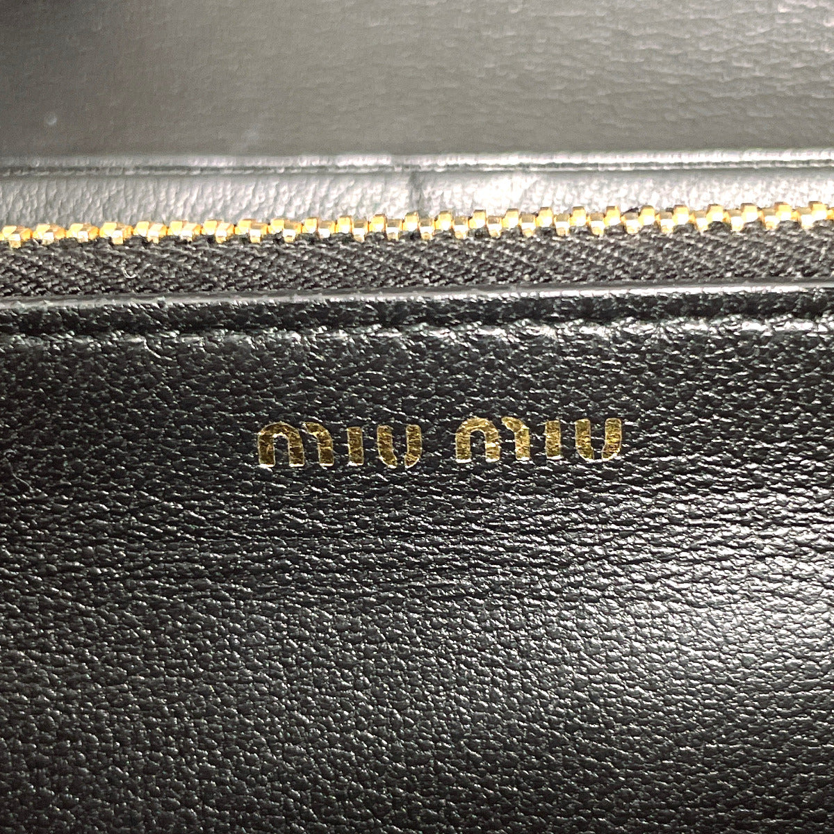 Miu Miu Matelassé Leather Wallet 5MH109