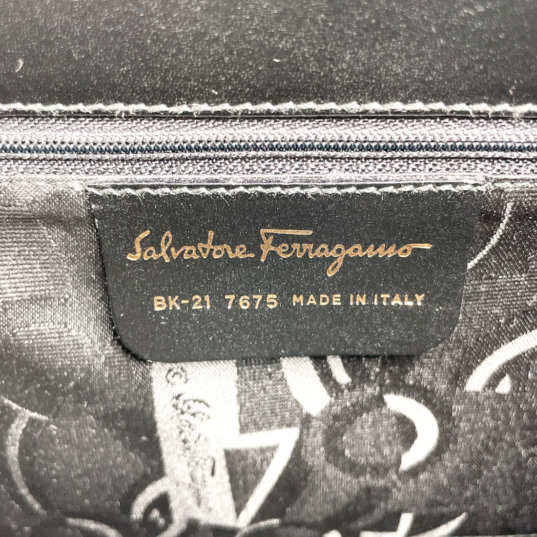 Salvatore Ferragamo Vara Leather Shoulder Bag