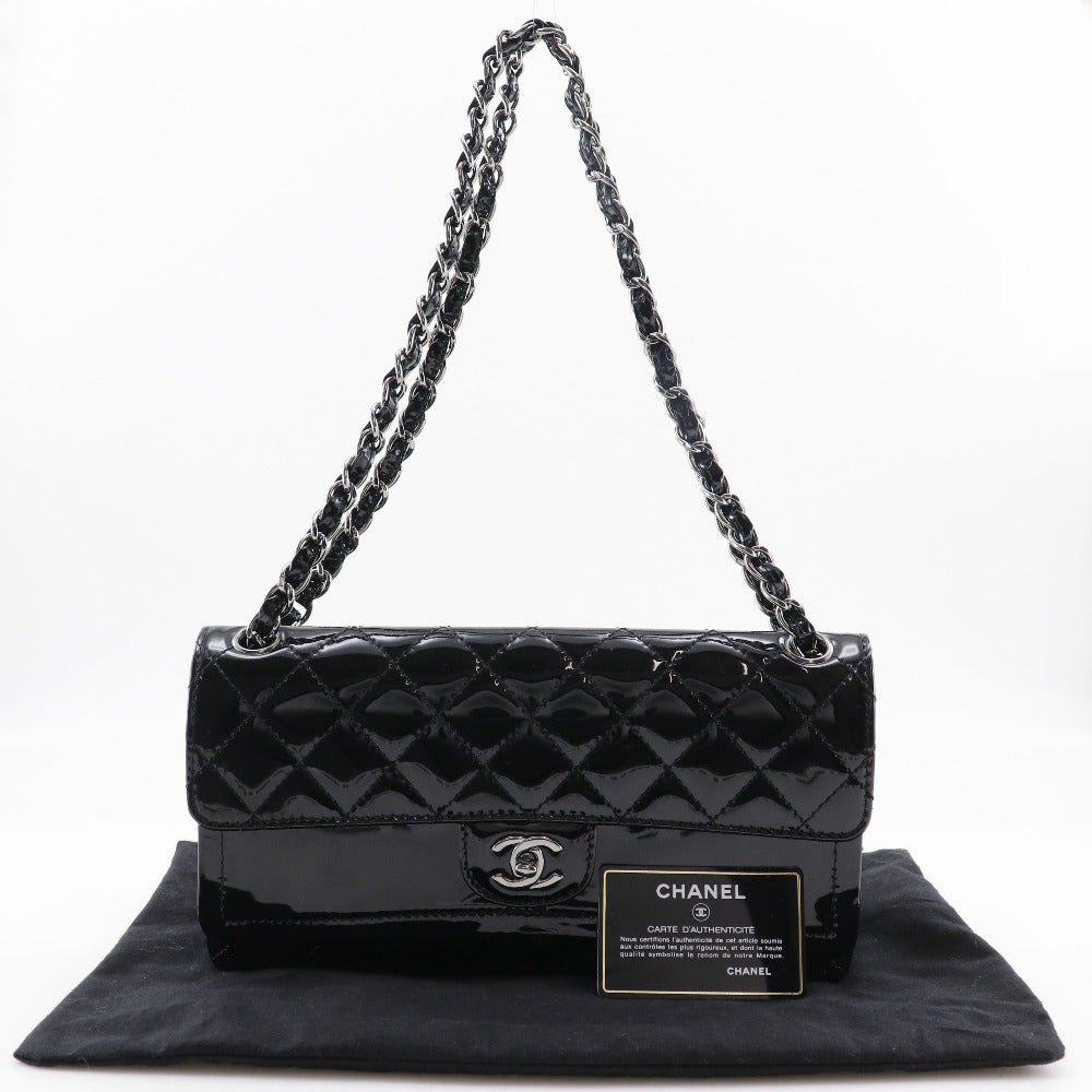 Chanel CC Quilted Patent Leather Double Flap Bag Enamel Shoulder Bag in Very Good Condition