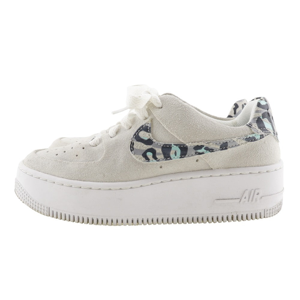 Nike Air Force 1 Sage Low Sneakers Suede Beige