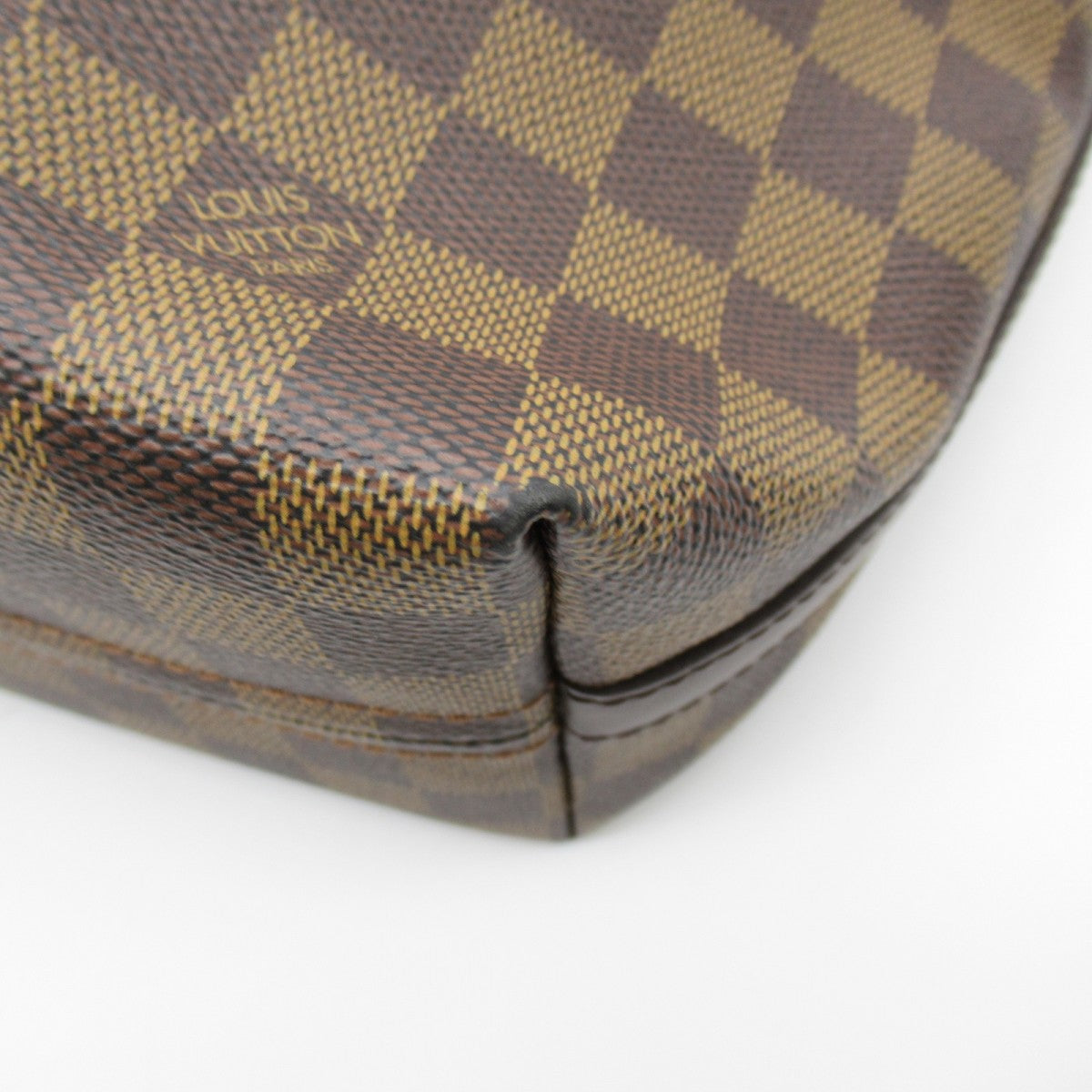 LOUIS VUITTON Illovo PM shoulder bag N51996