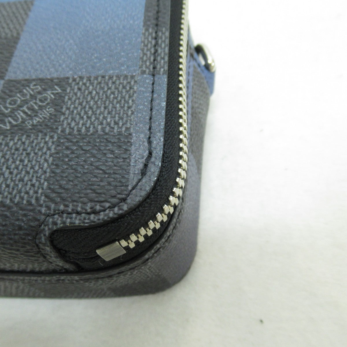 LOUIS VUITTON N60414 Giant Wearable wallet Shoulder Bag Blue Damier  Grafit