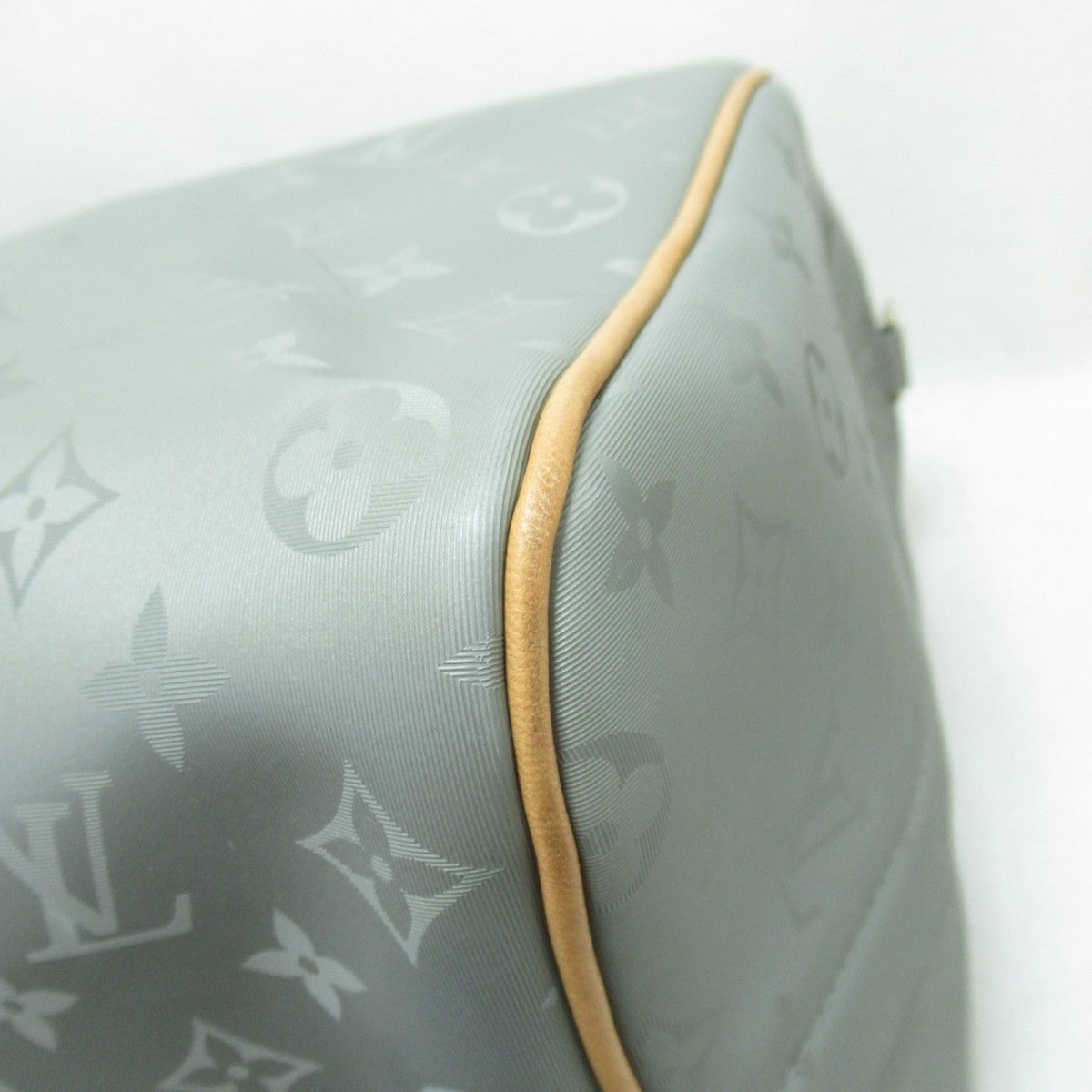 Louis Vuitton Monogram Titanium Keepall 50 Bandouliere M43886 Grey Cloth  ref.949464 - Joli Closet