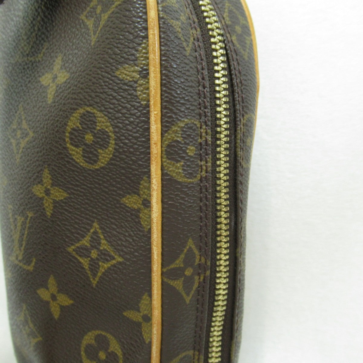 Monogram Pochette Gange M51870 – LuxUness