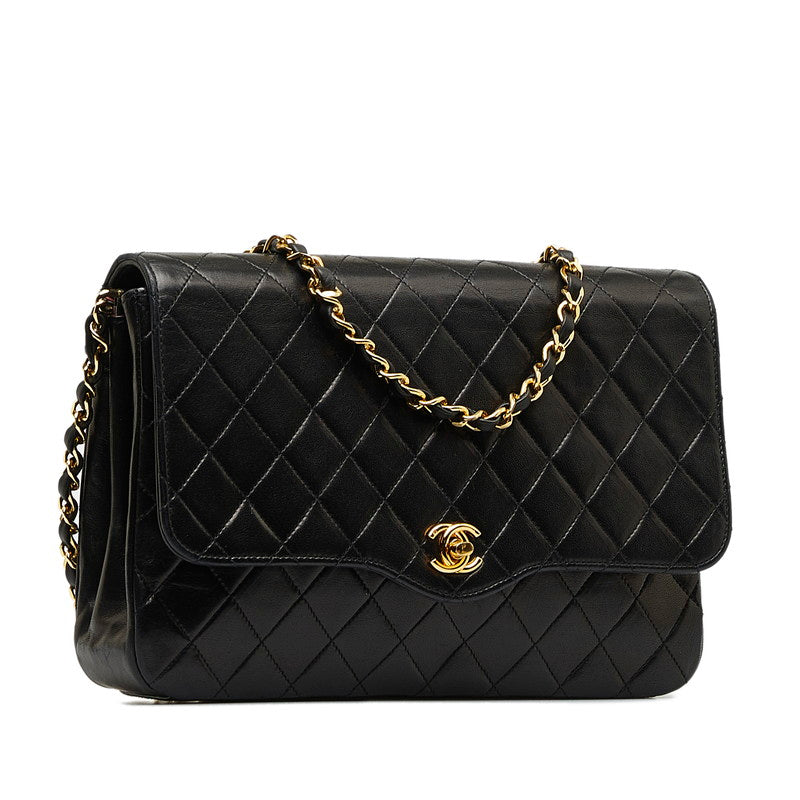 Chanel CC Quilted Leather Flap Bag Leather Shoulder Bag in Good condition