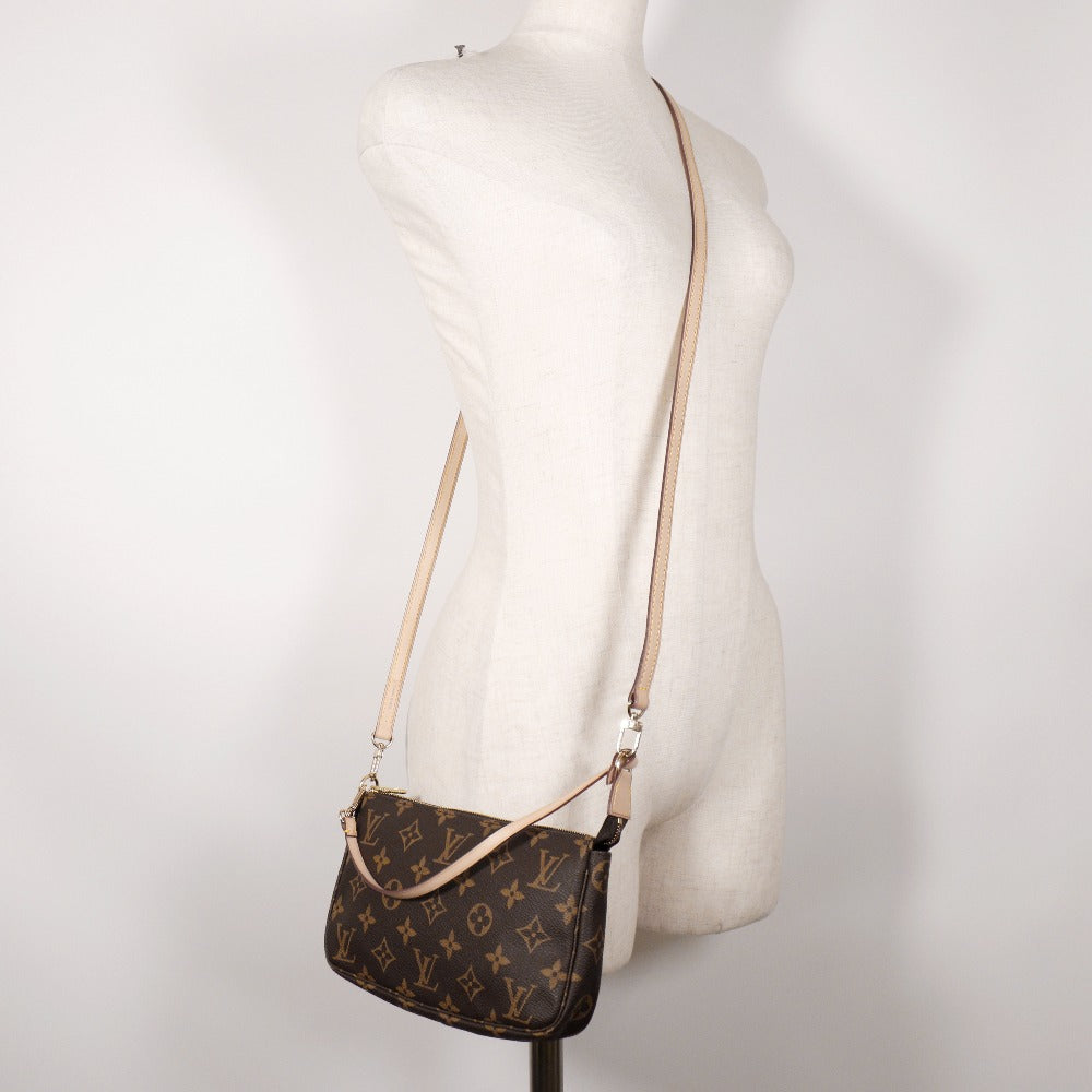 Louis Vuitton Monogram Pochette Accessoires Clutch