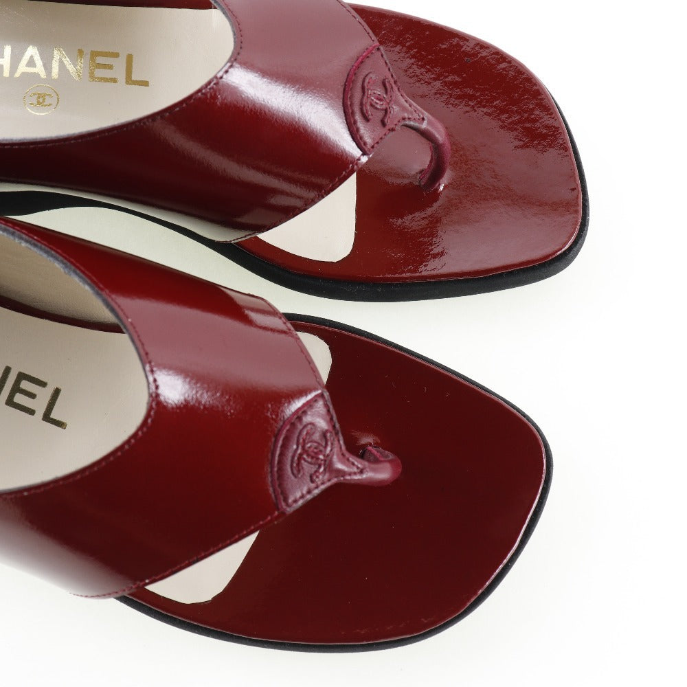 Chanel Patent Leather Thong Sandals A10780