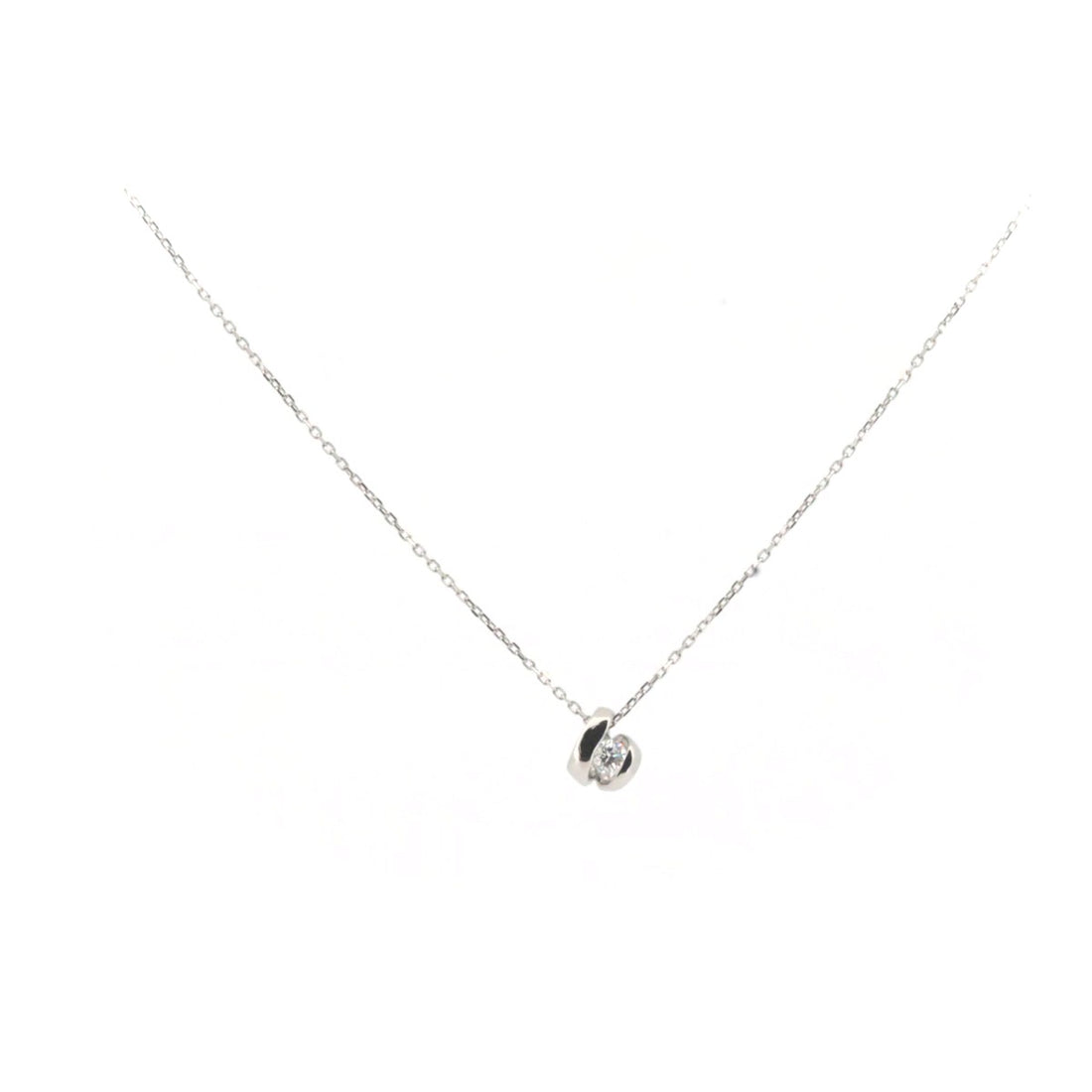 Pre-owned PT850 Platinum Diamond Necklace in Great Condition