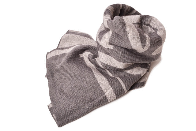 Emporio Armani Men's Wool Scarf/Wrap - Grey 50% Wool, 25x180cm in Pristine Condition