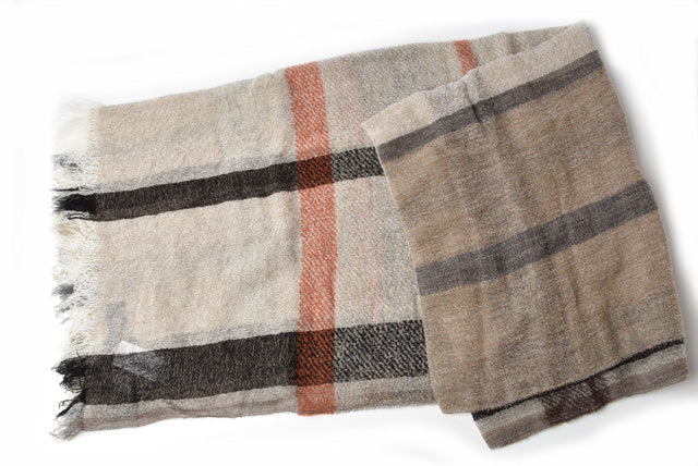 Emporio Armani Checkered Scarf/Wrap - Beige/Brown, Wool 70%, Size W80×H200cm, Model 625208 in Pristine Condition