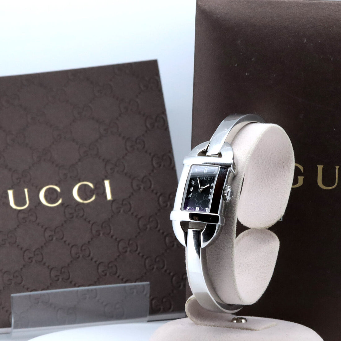 Gucci Stainless Steel Quartz Ladies Watch YA068587 in Great Condition