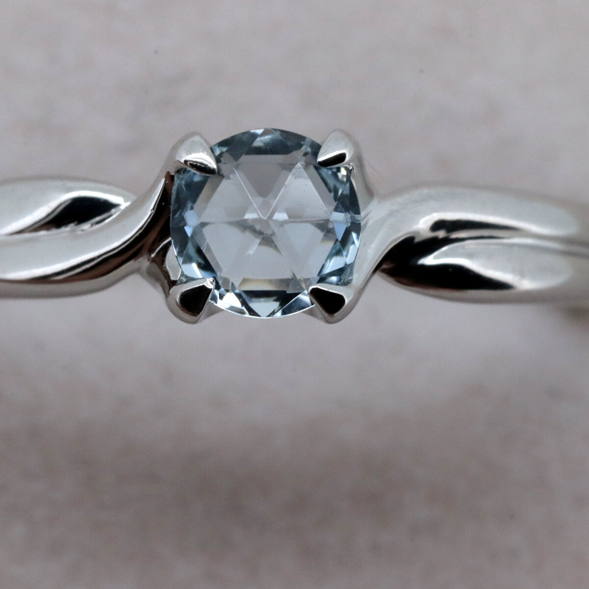 PT950 Platinum Aquamarine Ring Size 12 in Great Condition