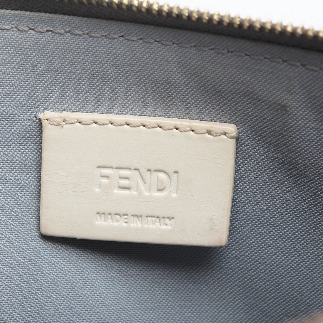 Fendi フェンディ ポーチ マルチスタッズ Leather Long Wallet 8M0341 in Great Condition