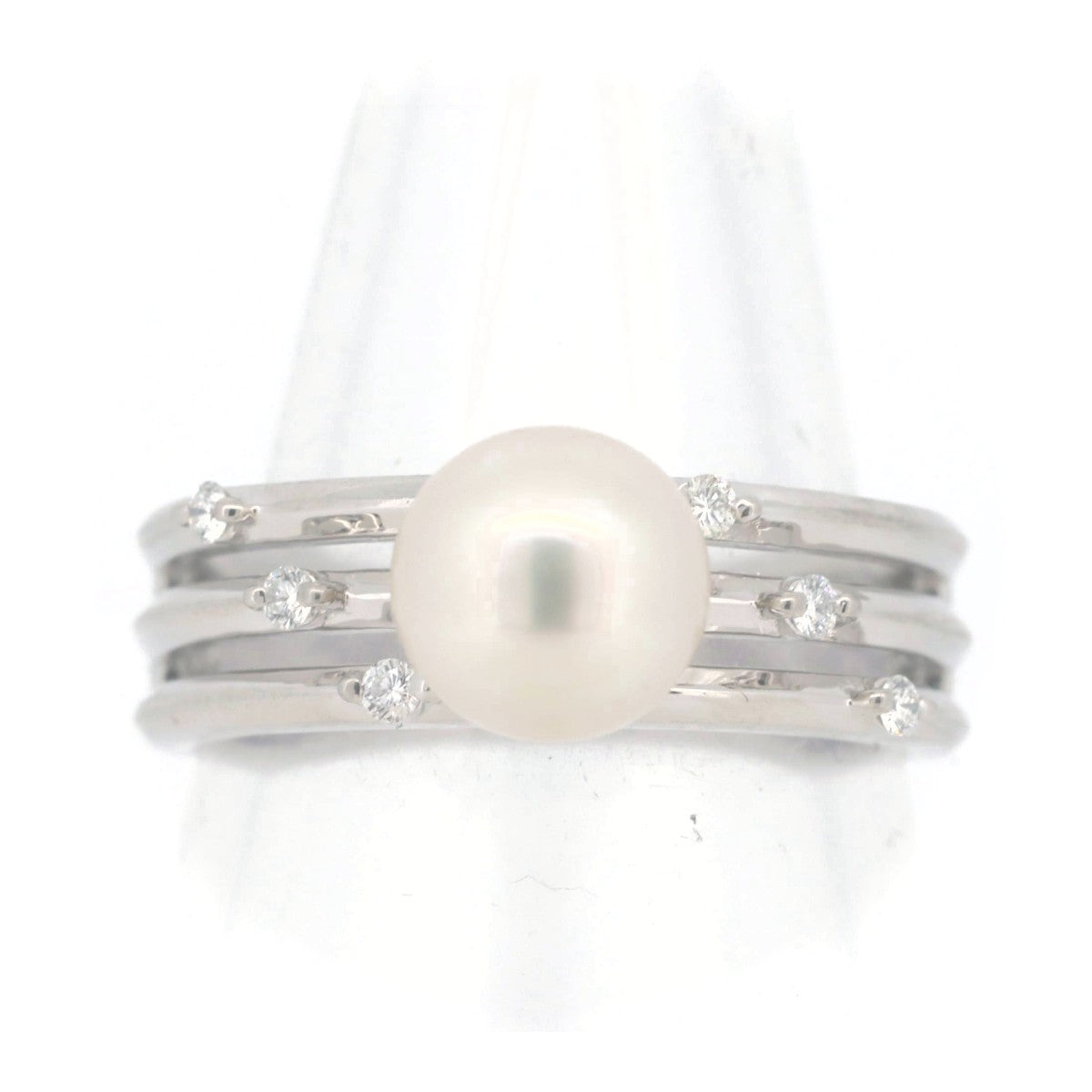 Tasaki PT900 Platinum Pearl Diamond Ring in Great Condition