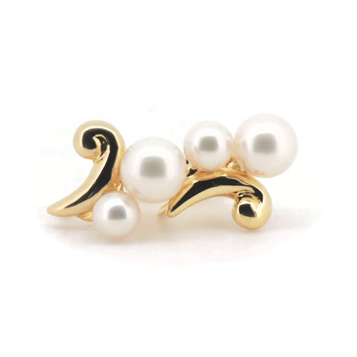 Tasaki K18YG Yellow Gold Pearl Earrings in Great Condition