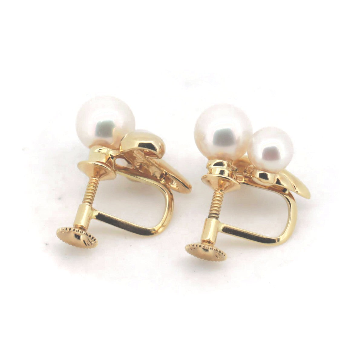 Tasaki K18YG Yellow Gold Pearl Earrings in Great Condition