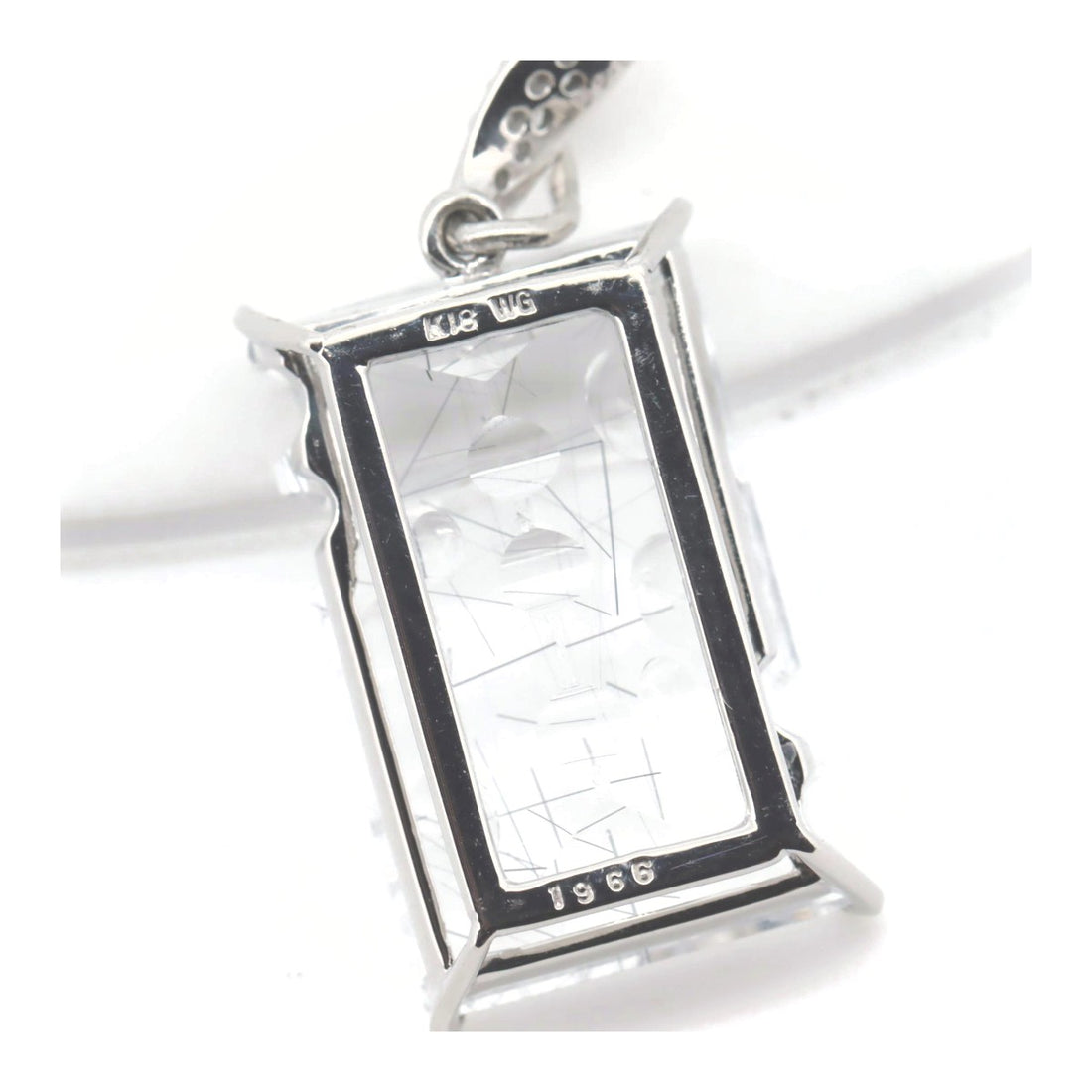 K18WG Quartz Diamond Pendant