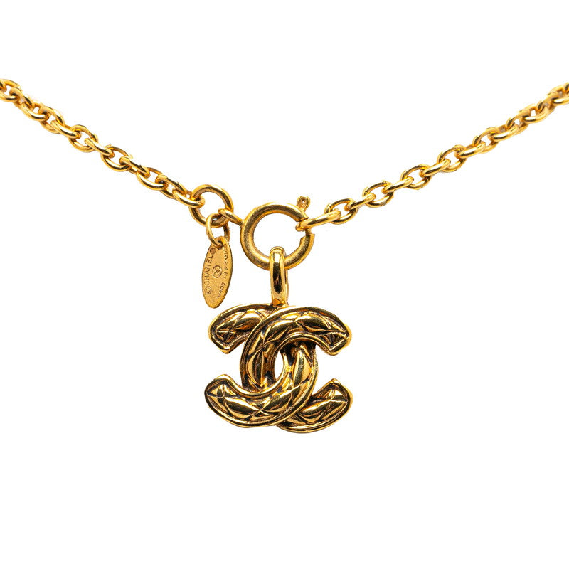 Chanel Coco Mark Matelasse Gold Plated Necklace in Very Good Condition