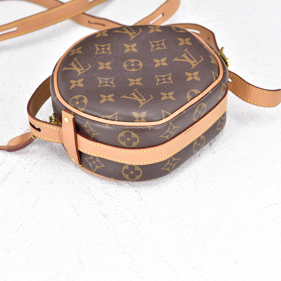 Louis Vuitton  Shoulder Bag in Excellent condition