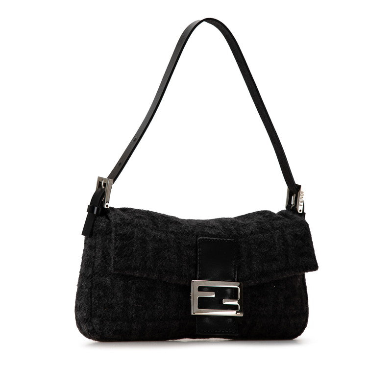 Fendi Wool Leather Mamma Bucket Shoulder Bag in Very Good Condition