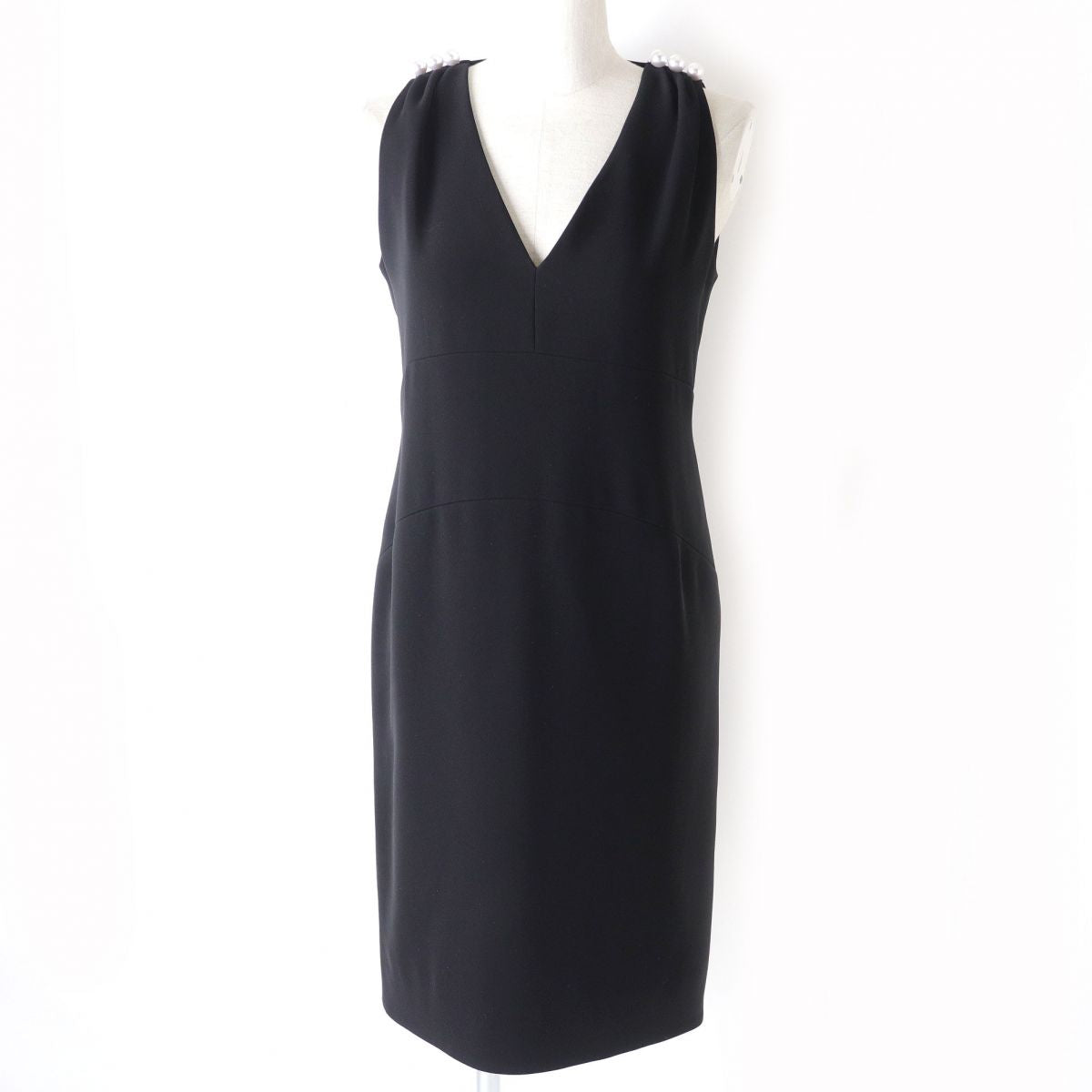 Authentic YOKO CHAN Pearl Sleeveless Dress Black