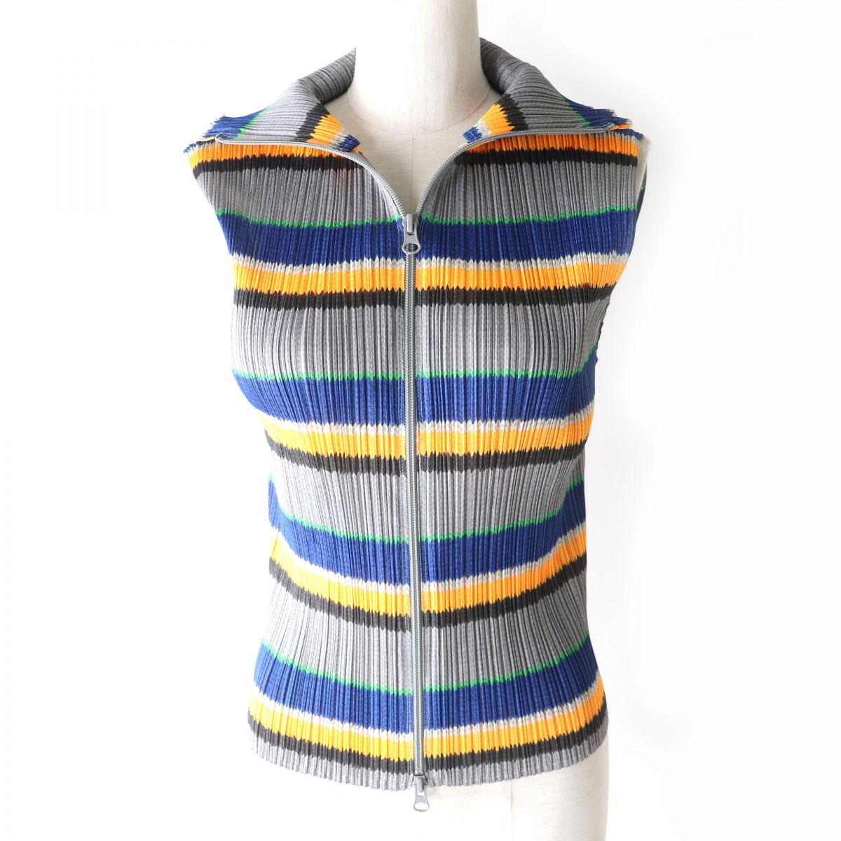 Issey Miyake Pleats Please Full Zip Sleeveless Vest