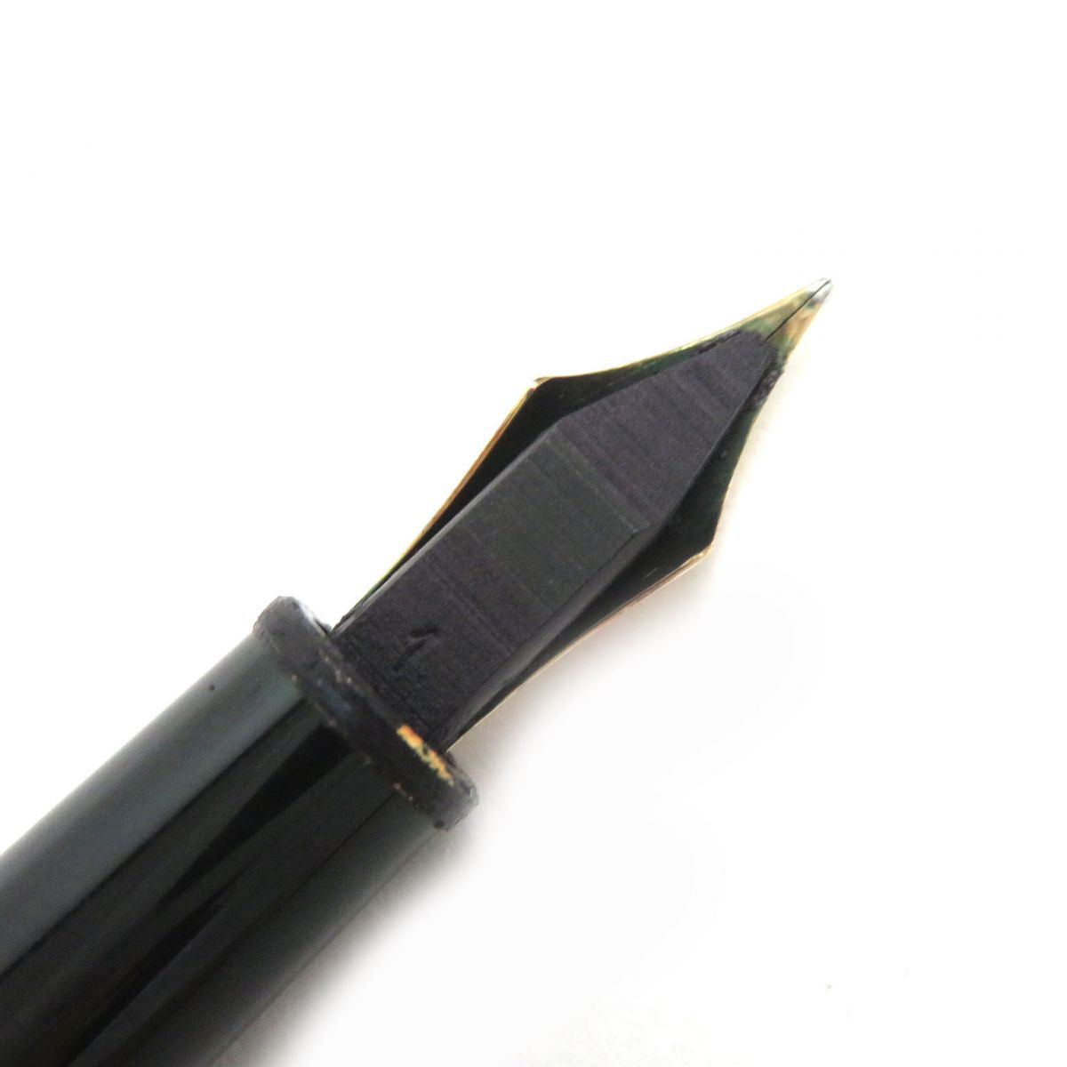 Montblanc Meisterstuck 144 14K Fountain Pen