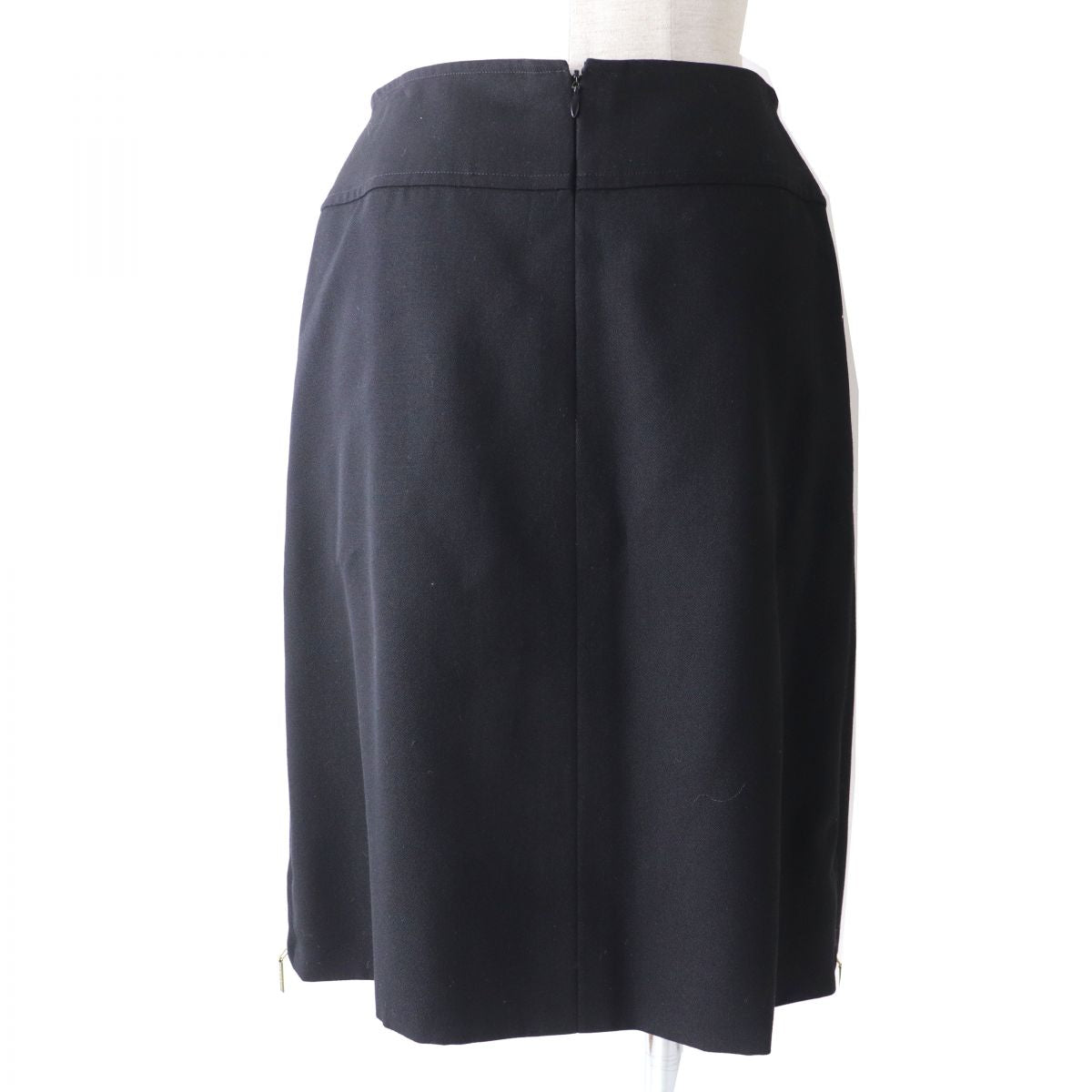 Chanel Vintage Wool Skirt Black 38