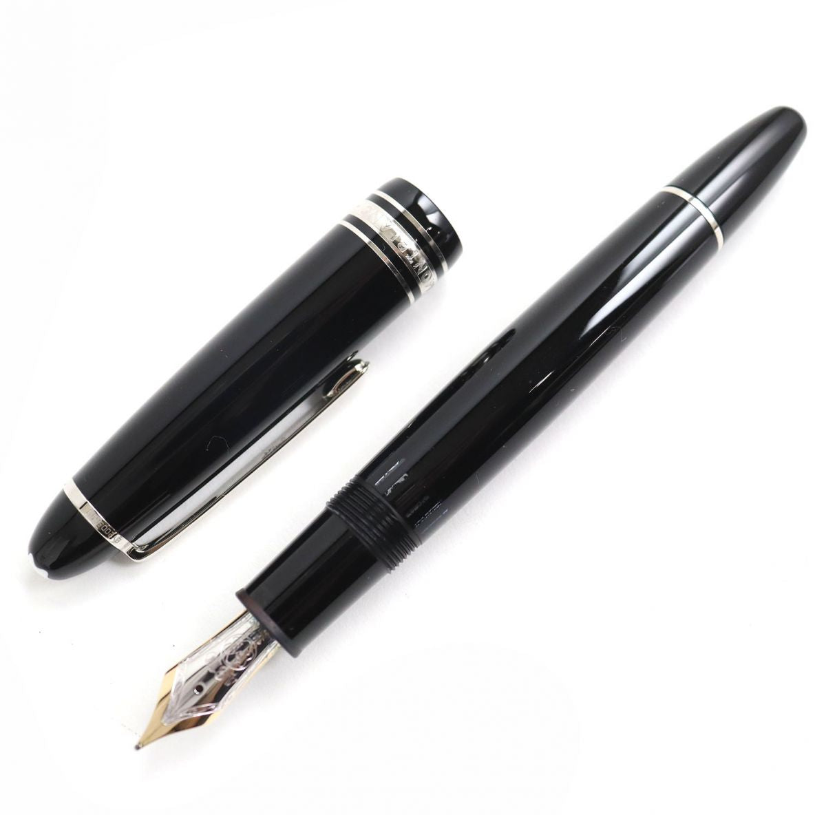 Montblanc Meisterstuck Le Grand 14K Fountain Pen