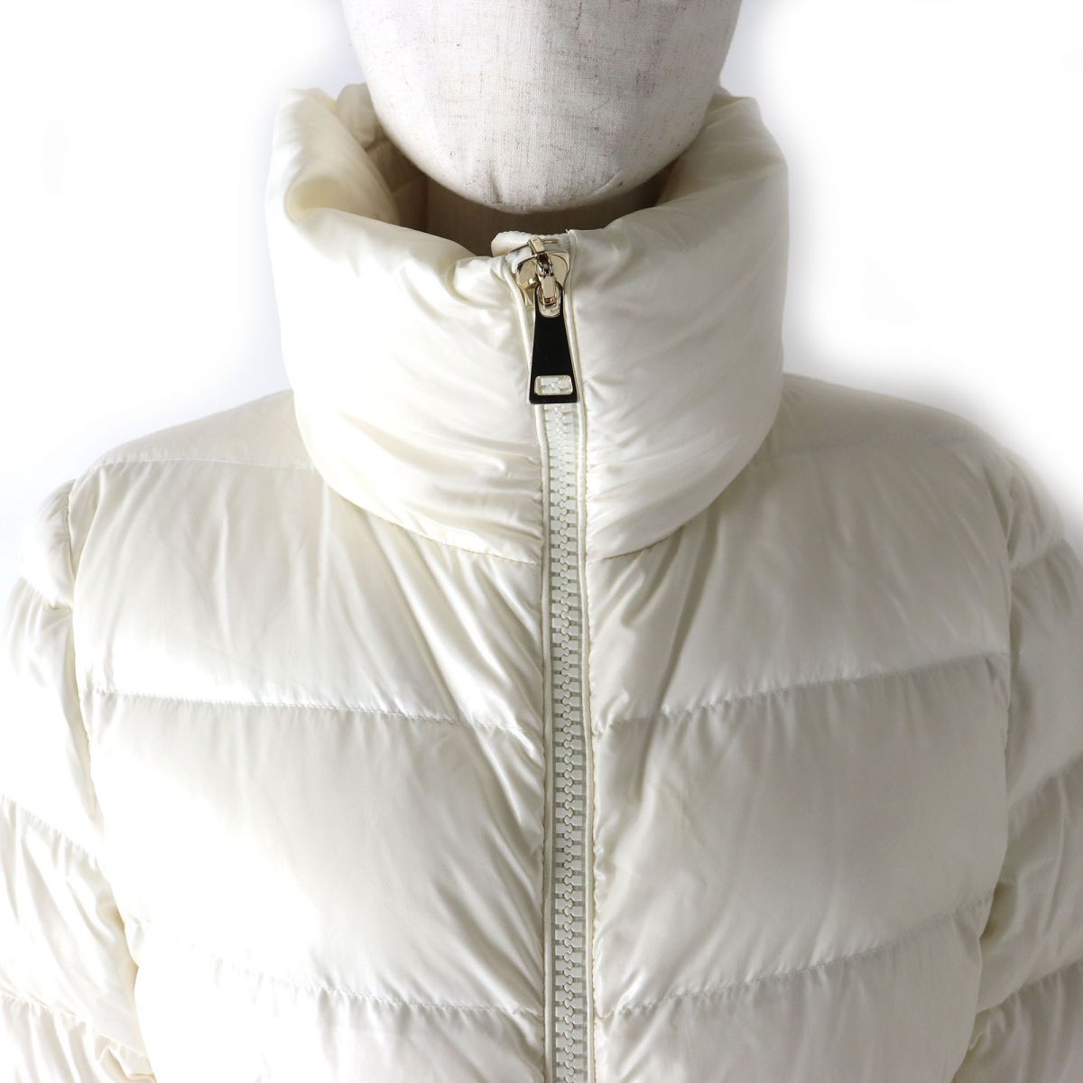 Moncler DAPHNE Logo Patch Down Jacket Women