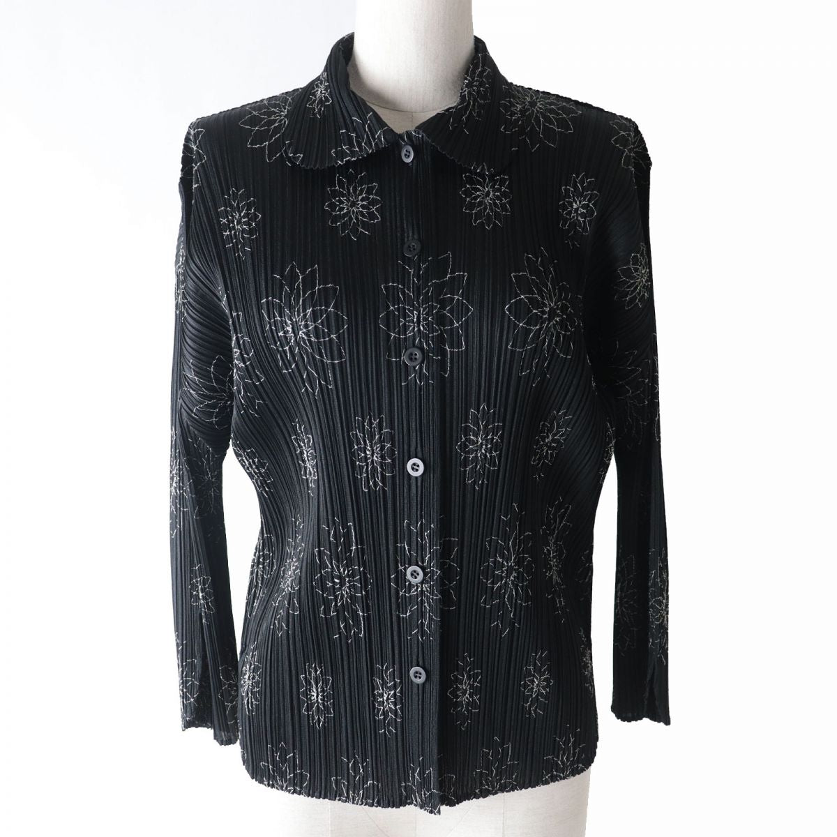 Issey Miyake Floral Embroidery Long Sleeve Shirt