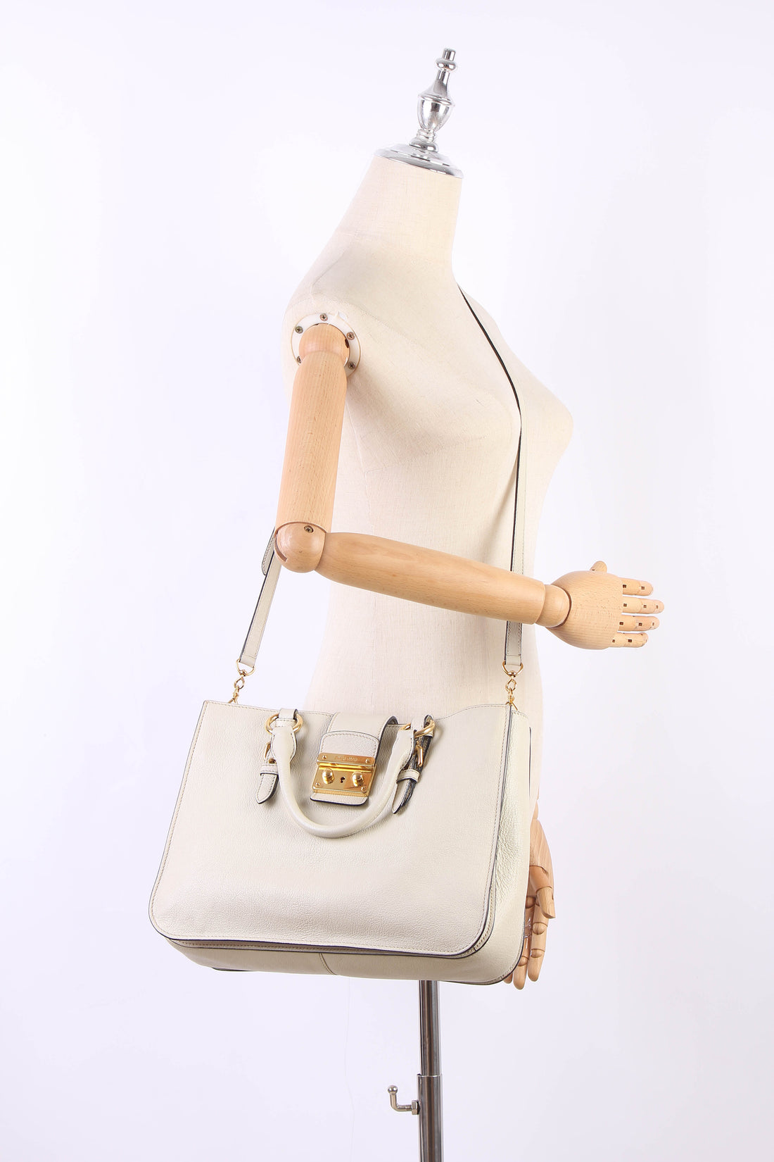 Miu Miu Leather Shoulder Bag Leather Shoulder Bag in Great Condition