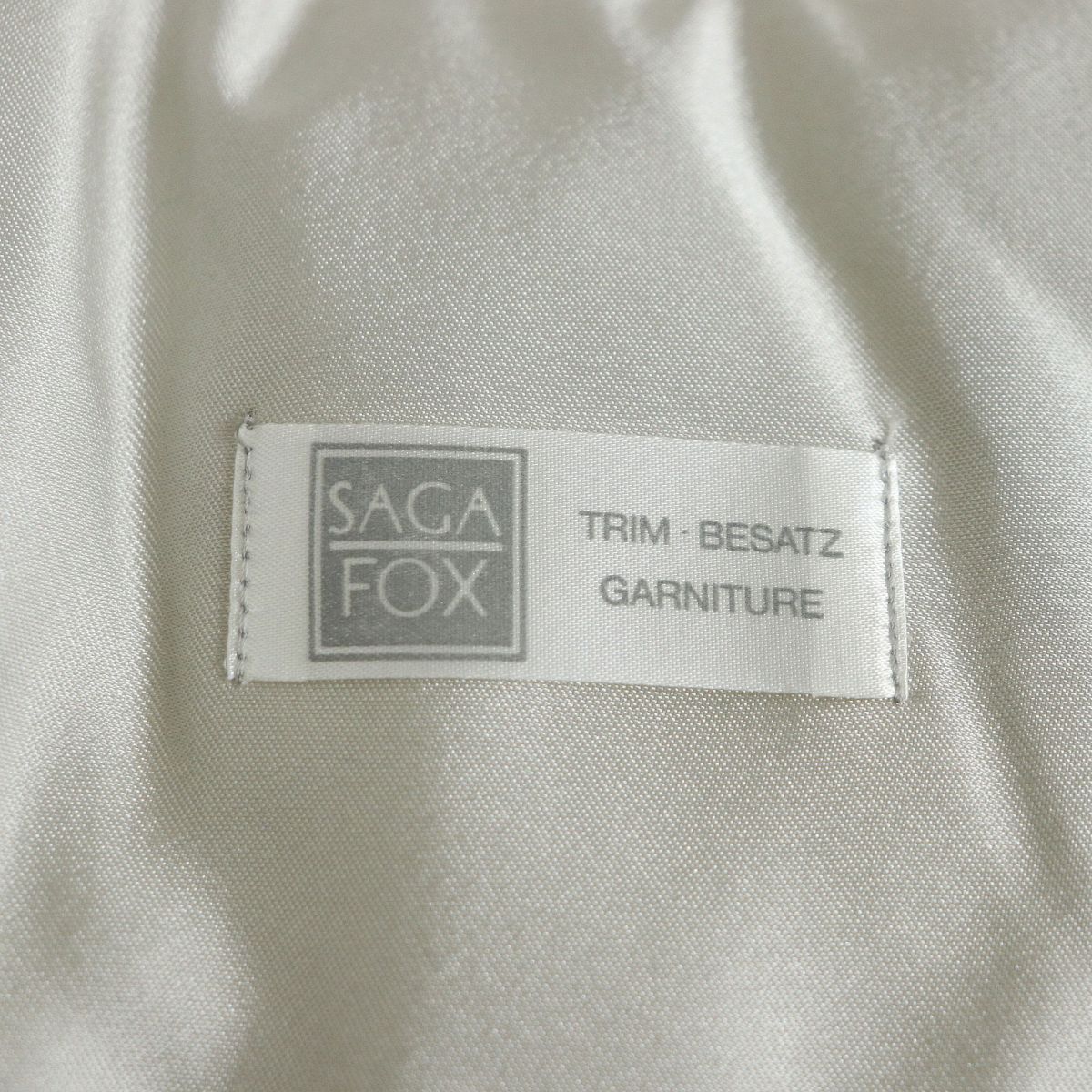 SAGA FOX Genuine Fur Tippet Shawl Stole