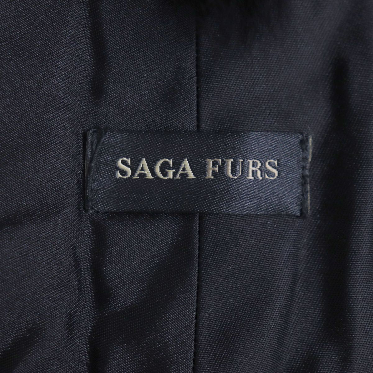 SAGA FURS Fox Real Fur Shawl Stole Tippet