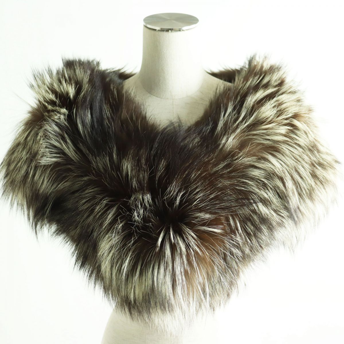 SAGAFOX Genuine Fur Shawl with Floral Embroidery