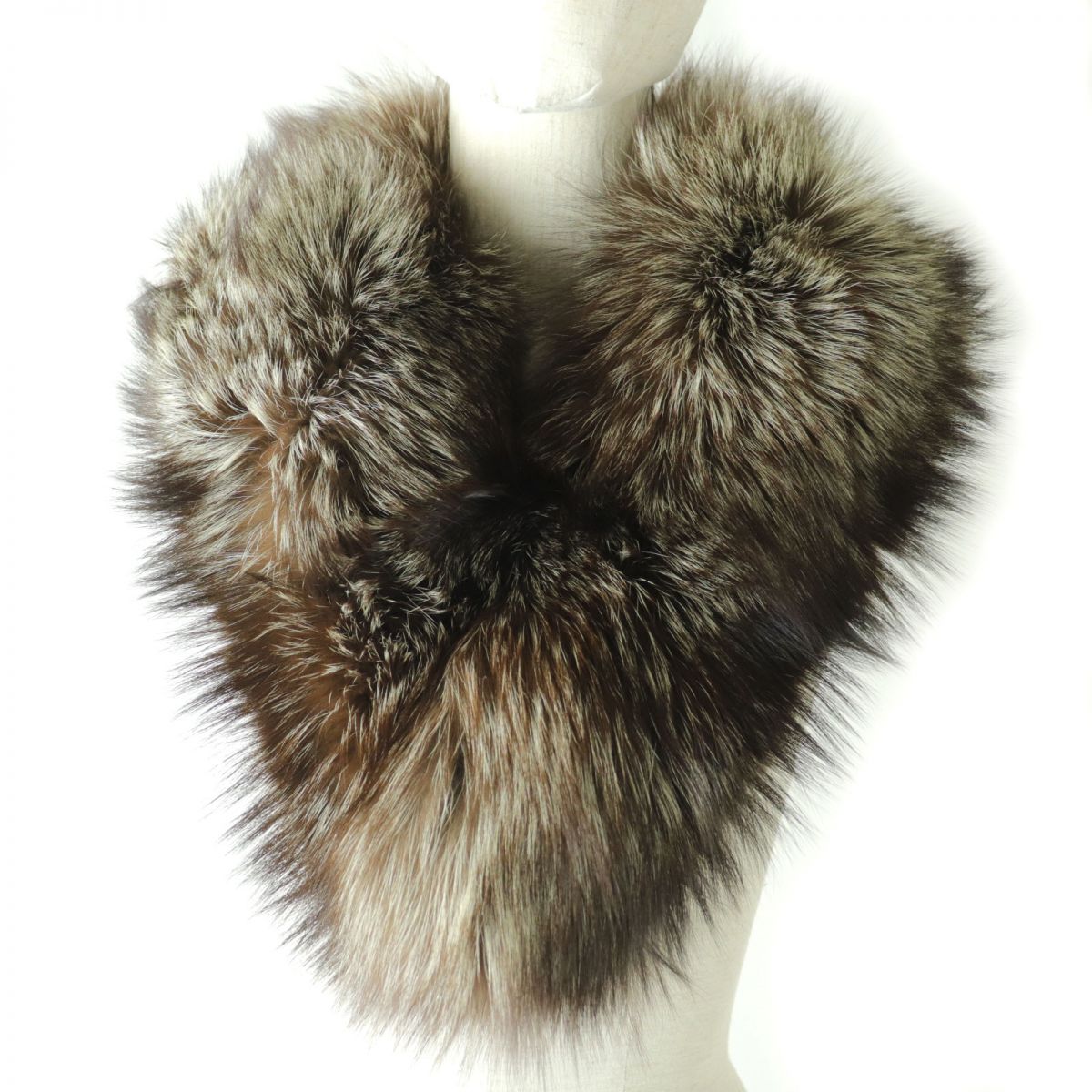 FOX fur shawl with floral embroidery, brown x ivory