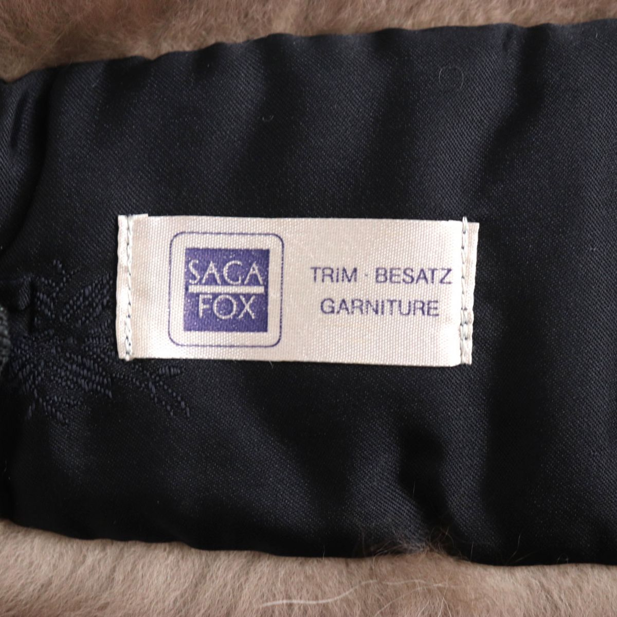 SAGA FOX Genuine Fur Tippet Shawl Stole