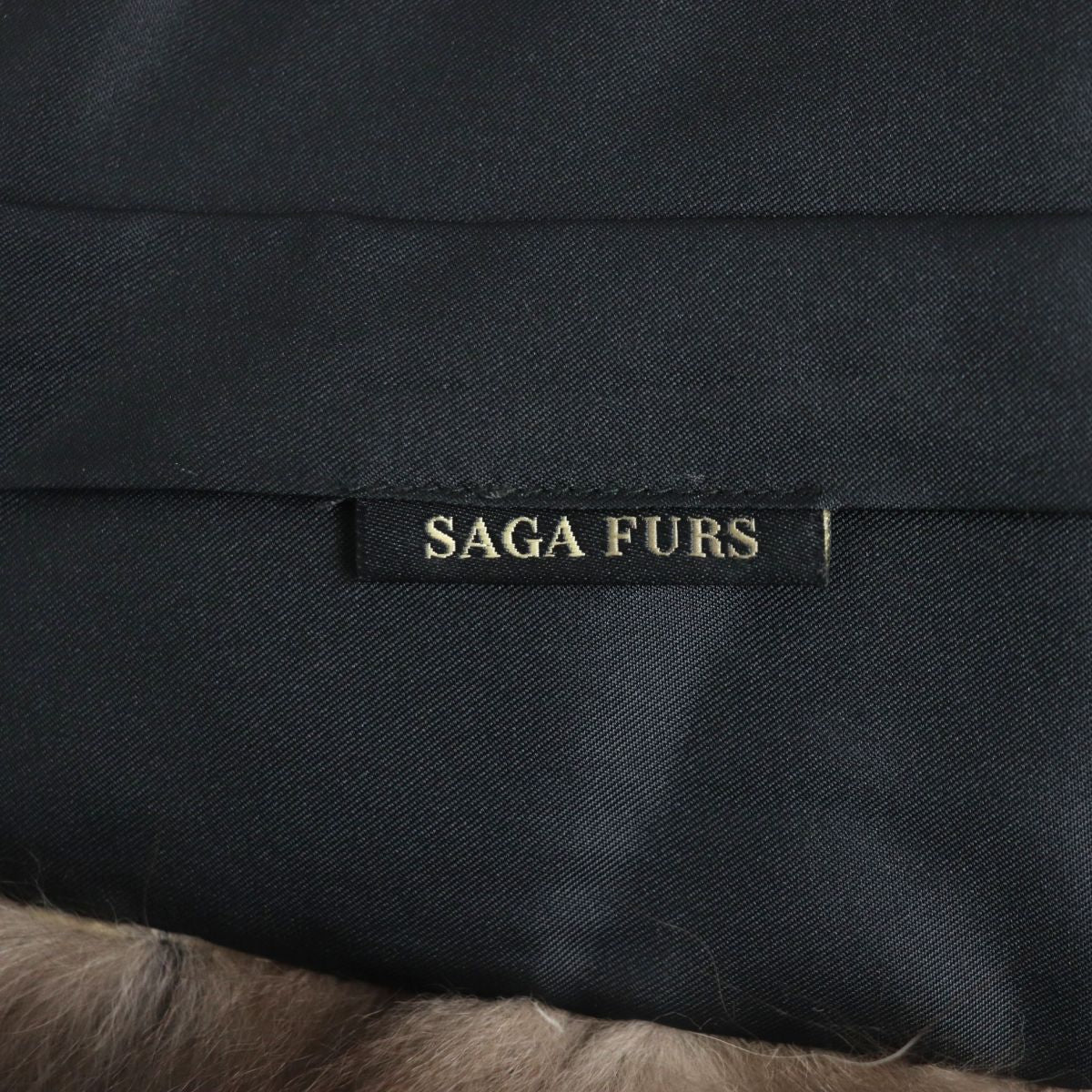 SAGA FURS Fox Real Fur Large Shawl Tippet