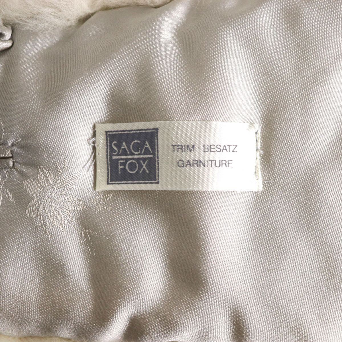 SAGA FOX Genuine Fur Tippet Shawl Stole